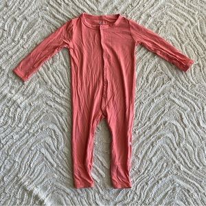 Kyte snap long sleeve romper in melon